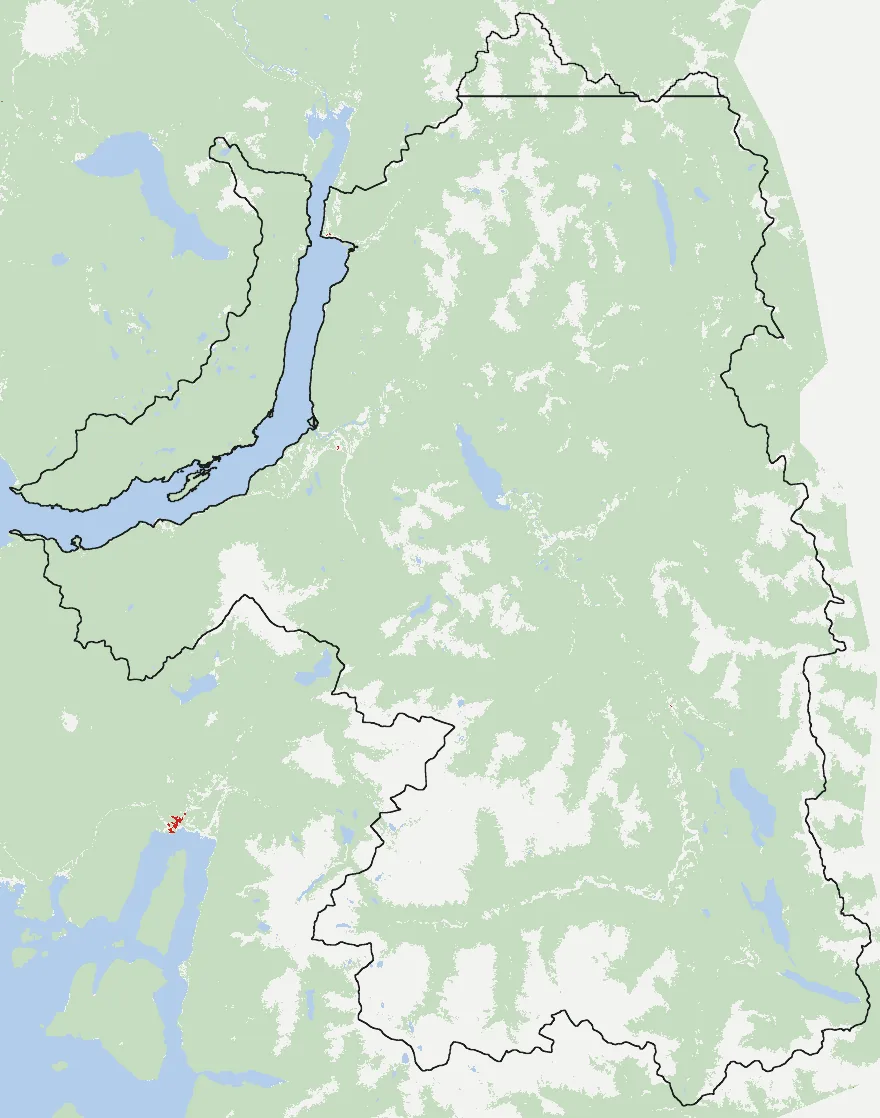 Mapa de Cochamó con las zonas pobladas, la plantación forestal a menos de 500 m y el área quemada entre 2023 y 2025