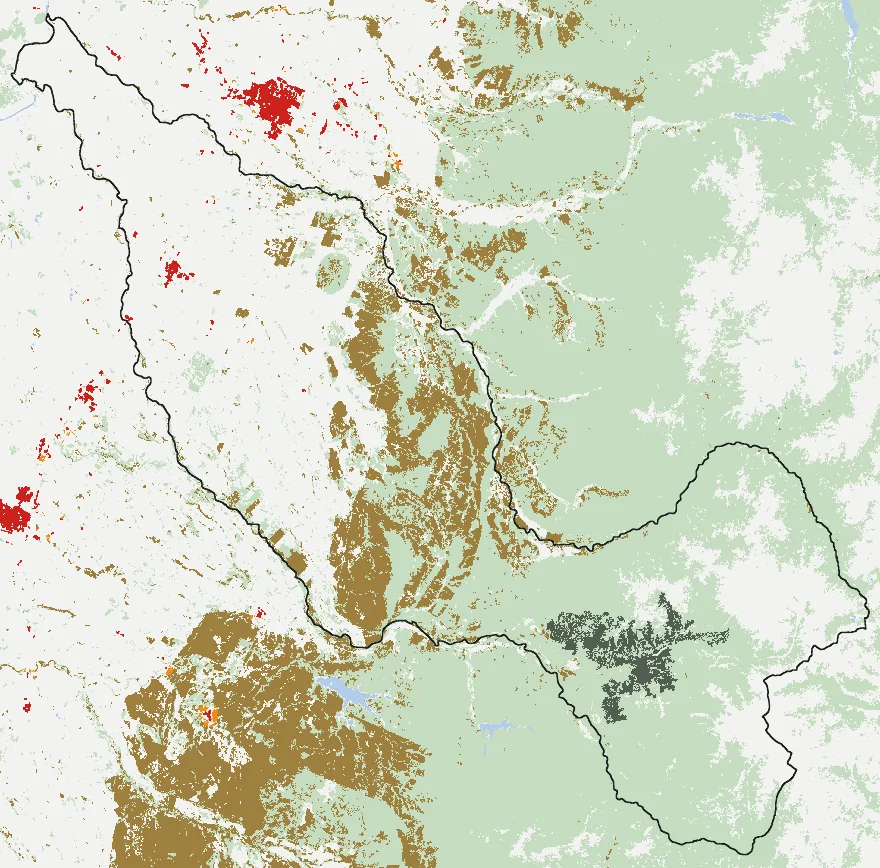 Mapa de Longaví con las zonas pobladas, la plantación forestal a menos de 500 m y el área quemada entre 2023 y 2025