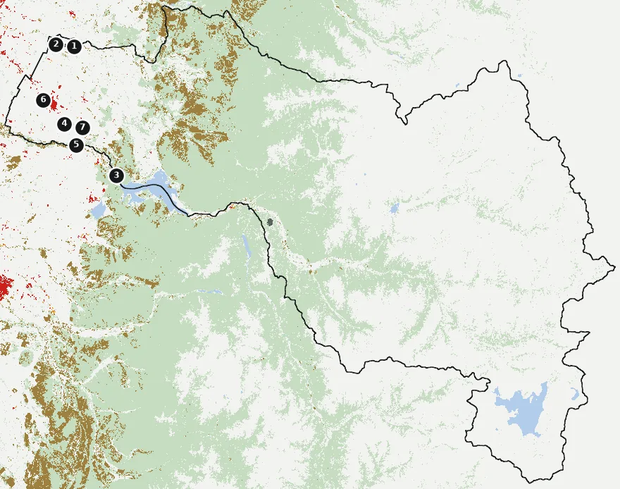 Mapa de San Clemente con las zonas pobladas, la plantación forestal a menos de 500 m y el área quemada entre 2023 y 2025